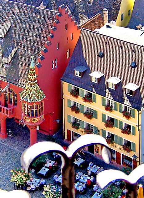 Blick vom Münster auf das Kornhaus u a