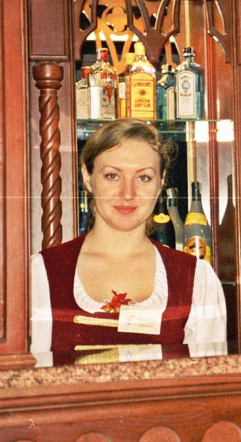 Die Bardame aus dem Hofbräuhaus Saratov