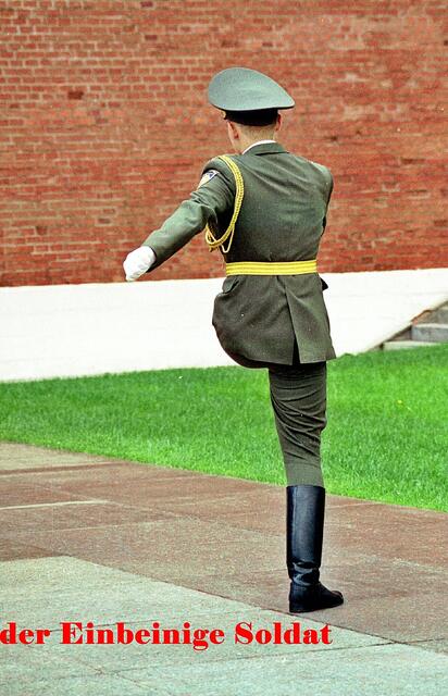 Präsentiermarsch des amputierten Soldaten