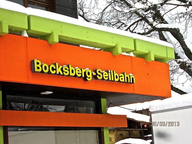 Die Seilbahn wurde gut frequentiert ...