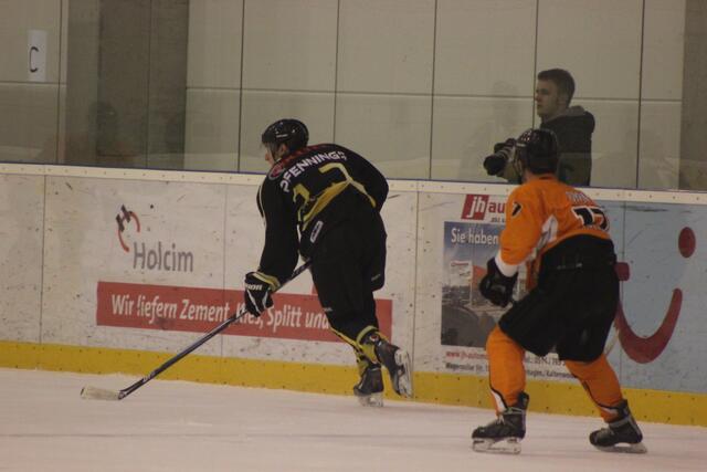 United North Stars vs. Grizzly Adams Wolfsburg 2:4 (2:2/ 0:2)