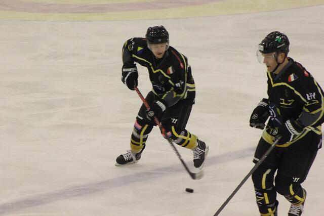 United North Stars vs. Grizzly Adams Wolfsburg 2:2 (2:2)
