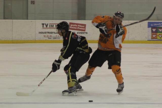 United North Stars vs. Grizzly Adams Wolfsburg 2:4 (2:2/ 0:2)
