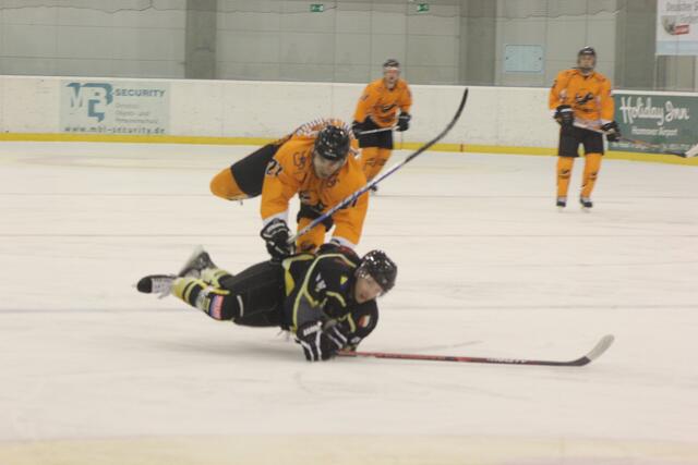 United North Stars vs. Grizzly Adams Wolfsburg 2:4 (2:2/ 0:2)
