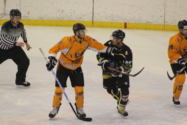 United North Stars vs. Grizzly Adams Wolfsburg 2:2 (2:2)