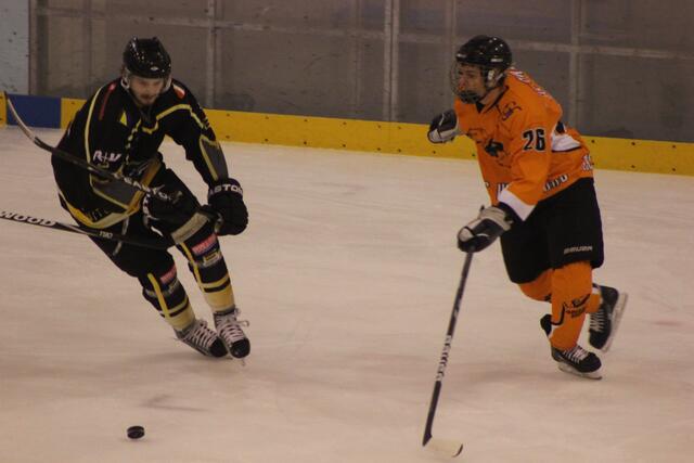 United North Stars vs. Grizzly Adams Wolfsburg 2:2 (2:2)
