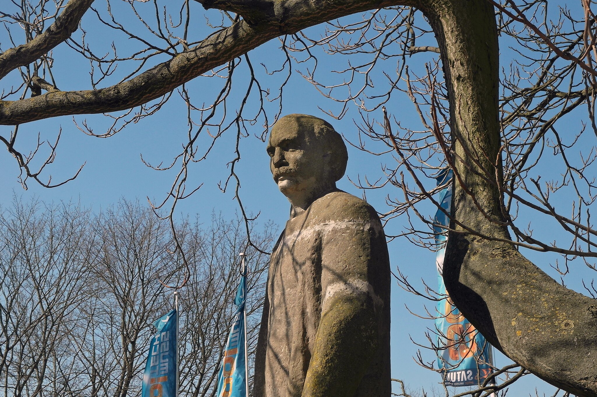 Aus der Vergangenheit Das HermannDunckerDenkmal in Rostock Rostock