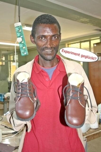 stolz auf selbstgefertigte Schuhe