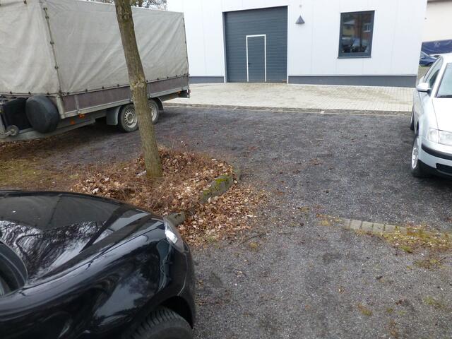 FREIE Parkplätze ....