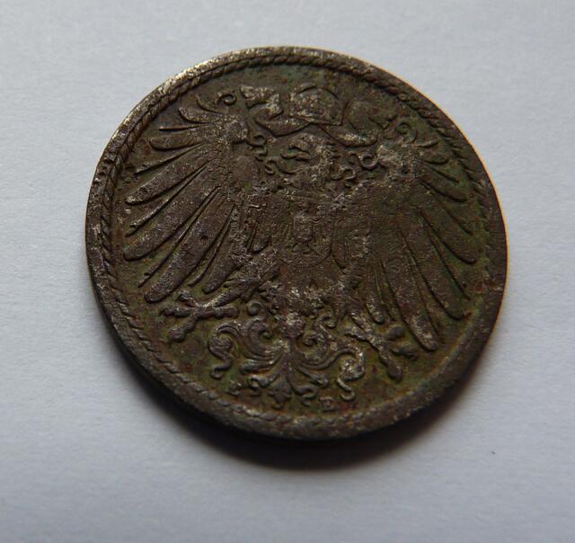 Die Rückseite der Münzen