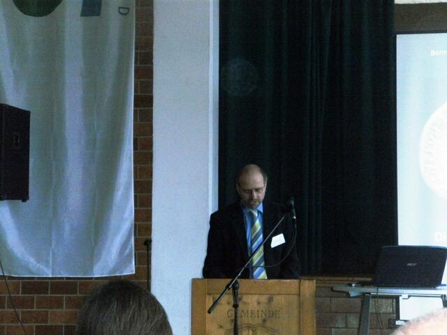 Dr. B. Ziegaus (Referent: Münzfunde am Auerberg)