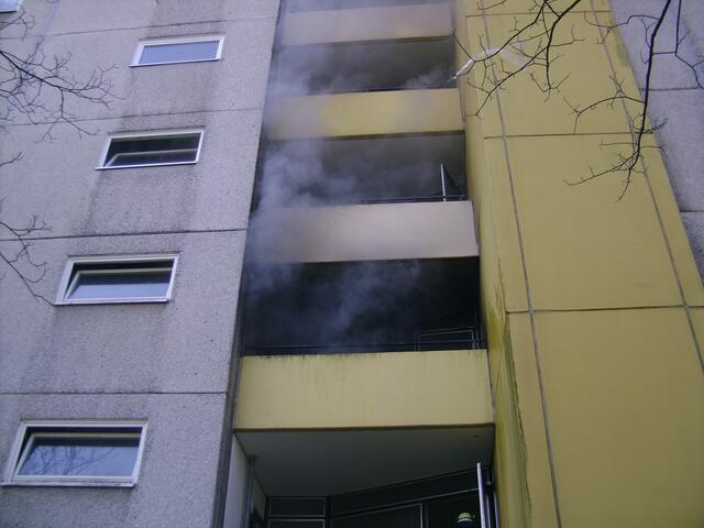 ...starker Rauch....
