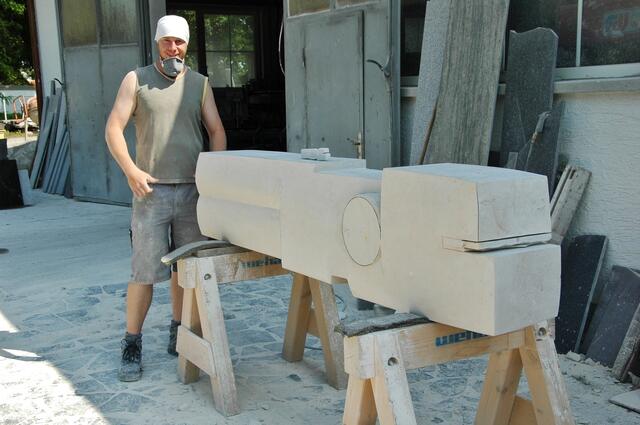 Der Stein nimmt schon Formen an