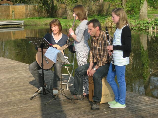 Gesang und Instrumentalmusik wurden mit Beifall belohnt
