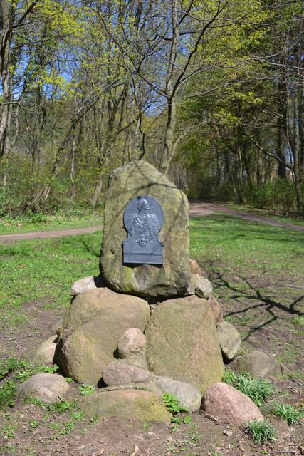 Podbielski Denkmal im Kurpark Bad Nenndorf (Foto: Katja Woidtke)