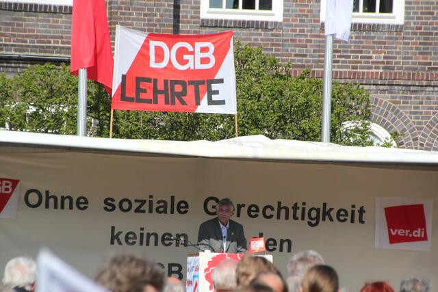 Begrüßung Reinhard Nold am 1. Mai 2013 in Lehrte