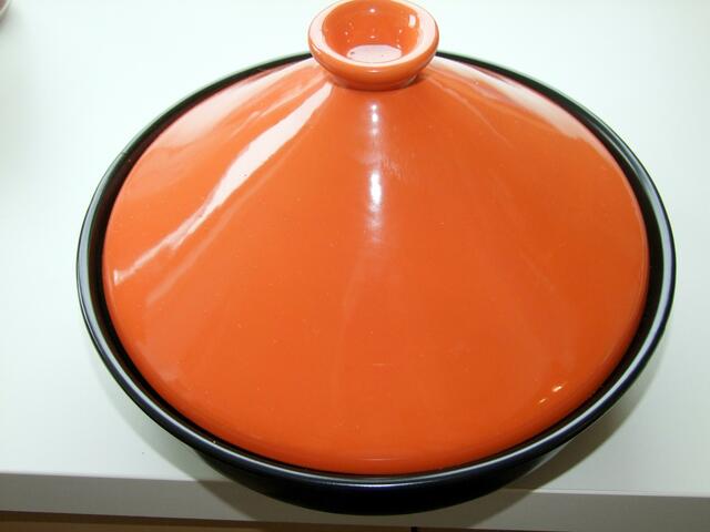 Abdecken und in die kalte Röhre setzen, 200 Grad ca. 1 Stunde Garzeit