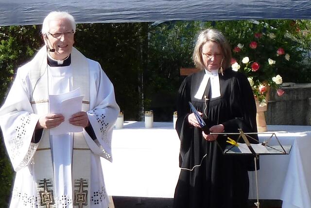 Andacht Pfarrer Blasikiewicz und Pastorin Steingräber-Broder