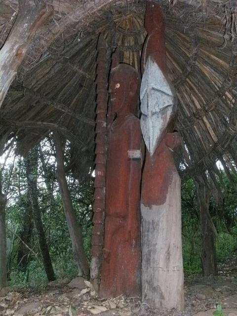 Das verstorbene Königspaar der Konso