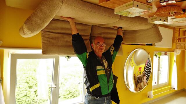 Das "Verrückte,krumme,schiefe Haus" in Nova Eventis - am 11.5.2013 !