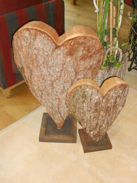 Holzherz im Hotel.
