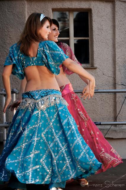 Tanzkunst mit dem Ensemble Ereshkigal beim Grenzenlos Festival 2013. Mit ihreTänzen wird Ida Mahin wieder die Zuschauer begeistern. Das Bild zeigt Mitglieder von Ereshkigal