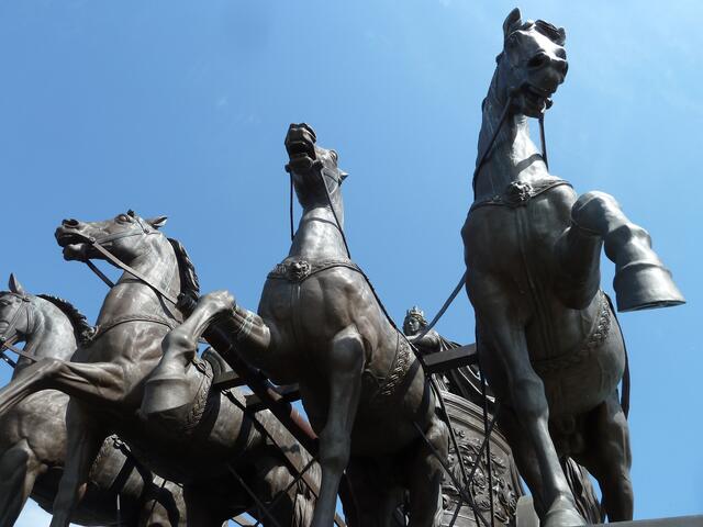 Pferde der Quadriga.