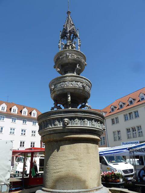 Marienbrunnen,Handwerkskunst 1408.