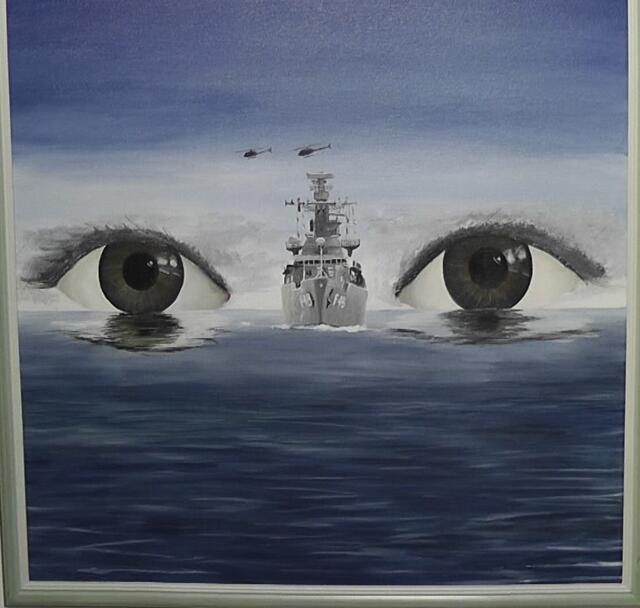 Aufpassen: Kriegsschiff