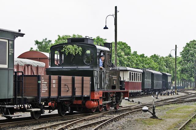 Lok Spreewald kommt von einer Fahrt zurück.