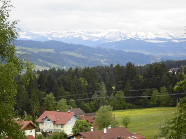 Blick süd-ost von L.-Ried in Richtung Österreich
