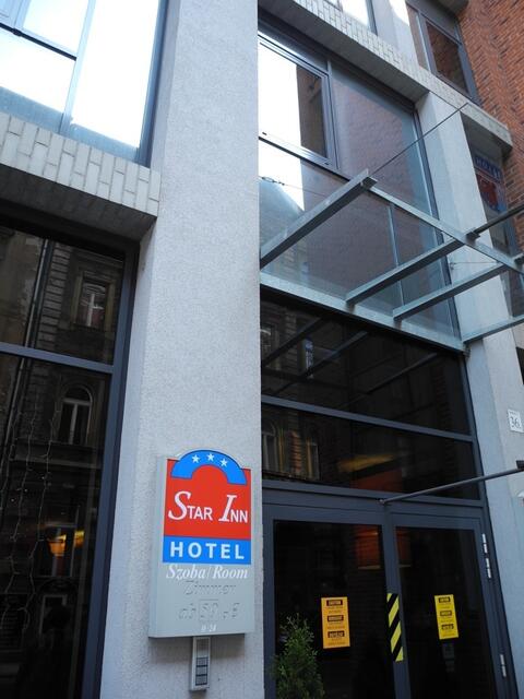 Eine Hoteladresse im Zentrum von Budapest