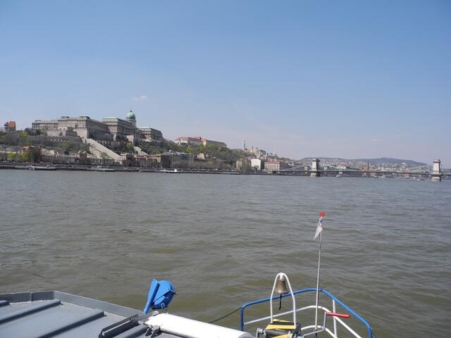 Vom Schiff auf der Donau aus zeigt sich Budapest ebenfalls eindrucksvoll