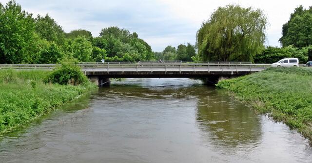 Brücke der B65 über die Fuhse bei Peine