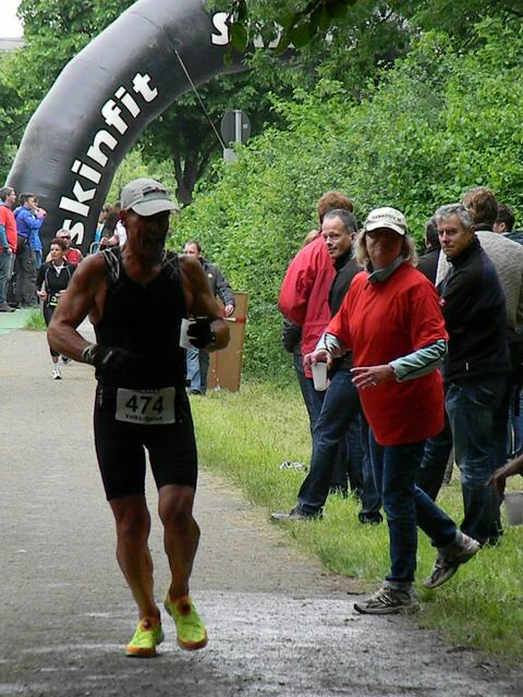 Für Raimund S. ist es nur ein weiterer Wettkampf zur Vorbereitung auf die Weltmeisterschaft auf Hawaii. Er hatte sich im Mai dafür auf Lanzarote qualifiziert.