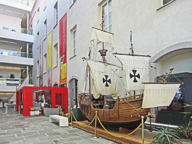 29.03.2012  Genova (Genua) - Italien.