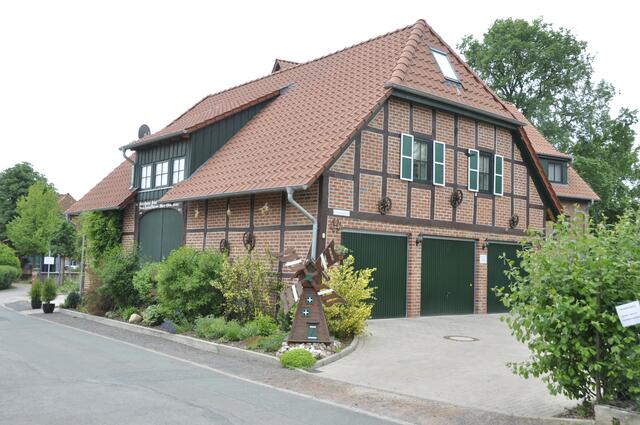 Hofeinfahrt; Kirchwehren
