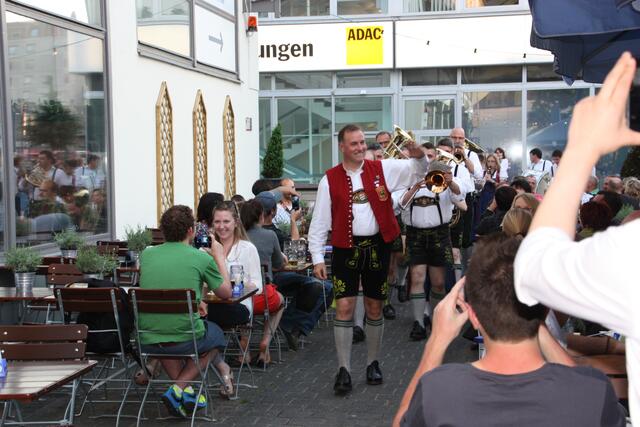 im Biergarten des Hofbräuhauses