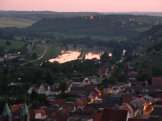 Sonnenuntergang über Freyburg