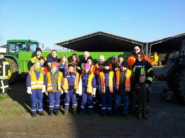 An der Kompostierungsanlage in Stausebach nach der Weihnachtsbaumsammleaktion im Januar