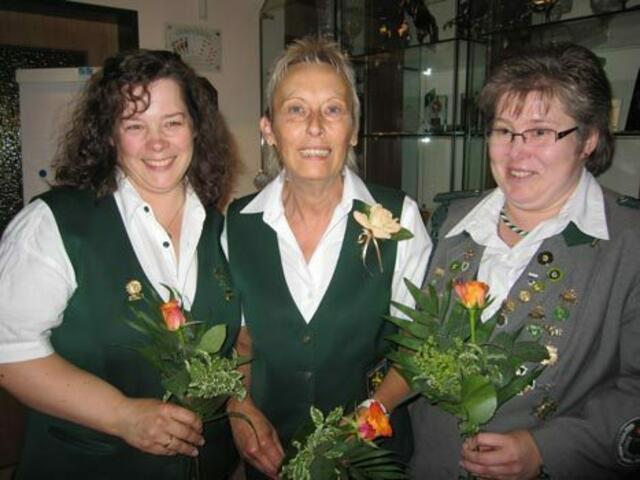 Kaiserinnen 2013 (v.l.n.r.): Sandra Rösemeier, Angela Johannes und Michaela Kühl