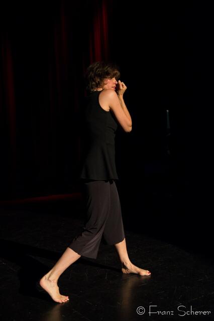 Tanz für Jung und Alt - ein großes Programm präsentierte Angelika Cordes mit Schülern ihres Studios  Tanztreff Augsburg dem Publikum im ausverkauften Augsburger Kulturhaus Abraxas - Showtime mit Angelika Cordes