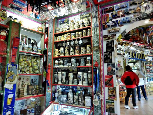 Bereich der Bierkrüge ....