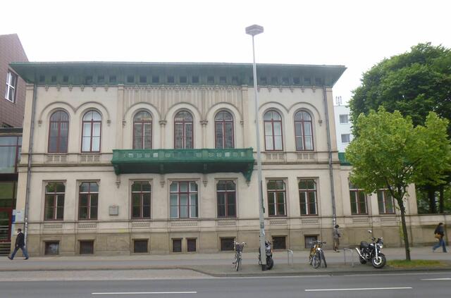 Brühlstraße 27 (alt: 7), ehemaliges Wohnhaus Joseph Berliner.