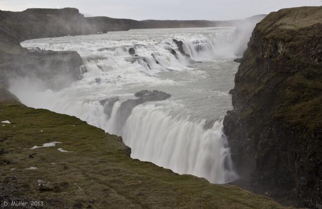 Der Wasserfall Gullfoss (Island)
