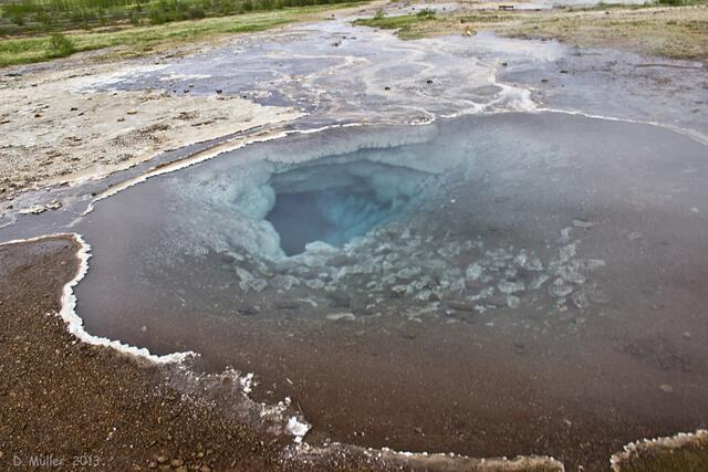 Heißes Wasser aus dem Erdinnern: Ein anderer, allerdings nicht springender Geysir.