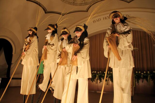 Freche Pulcinelli im Bad Hofgasteiner Kursaal