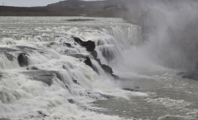 Der Wasserfall Gullfoss (Island)