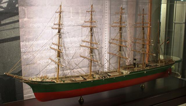 Modell der Rickmer Rickmers