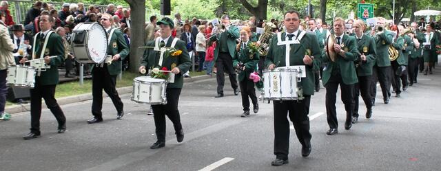 Musik und Fanfarenzug Lehrte (Schützen Corps)